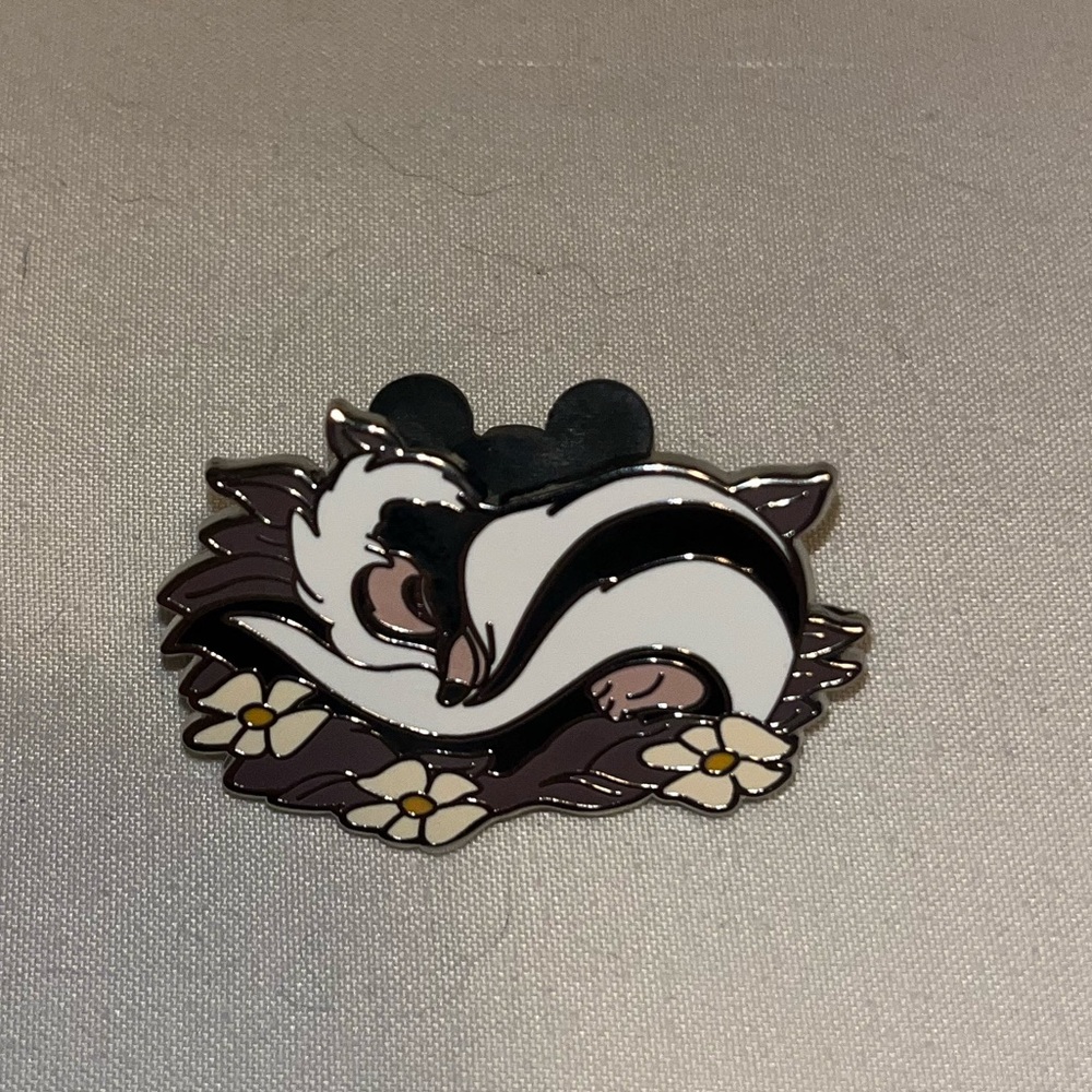 Flower Disney Pin